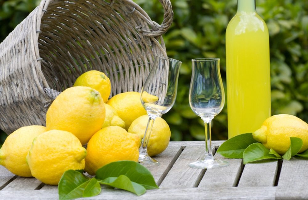 Как приготовить лимончелло в домашних условиях