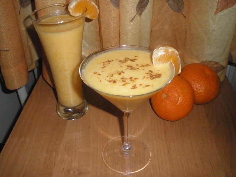  Молочный коктейль с мандарином