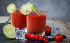 Коктейль Кровавая Мери с лаймом (Lime Bloody Mary)