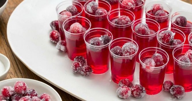 Коктейль-желе Клюква и водка (Vodka Cranberry)