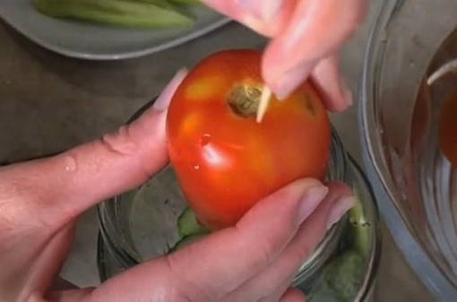 Ассорти помидоры с огурцами на зиму — 10 самых вкусных рецептов