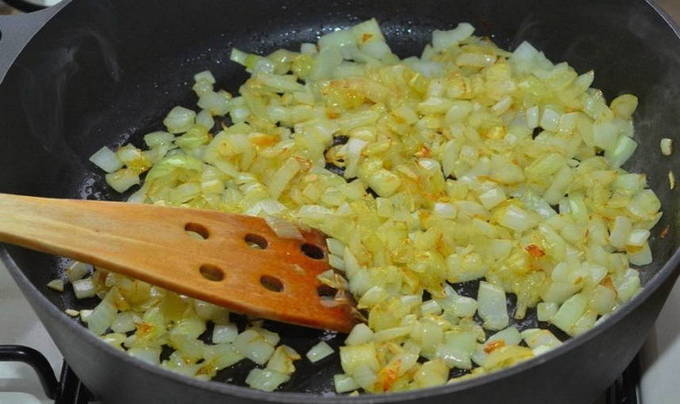 Бигус из свежей капусты — 8 рецептов приготовления