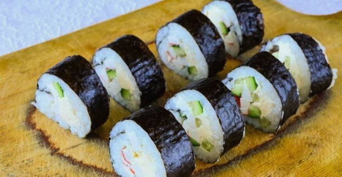 Блюда из крабовых палочек – 10 вкусных рецептов