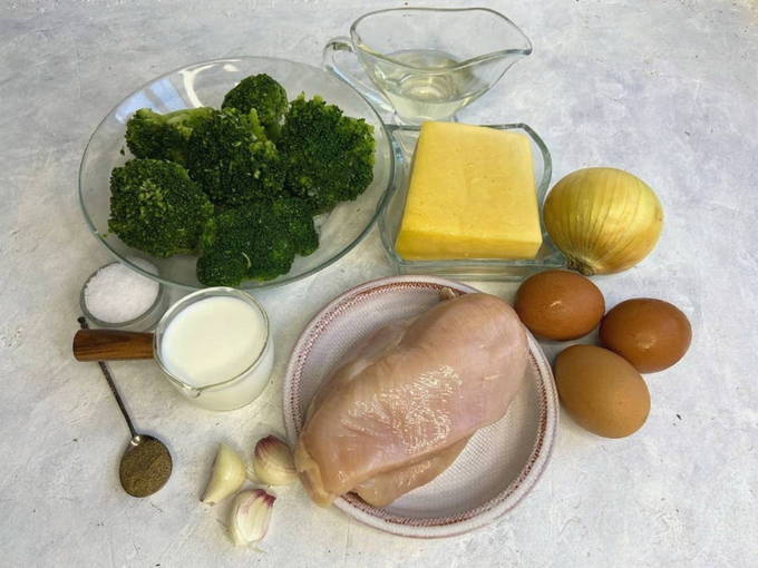 Блюда из куриной грудки — 10 простых и вкусных рецептов