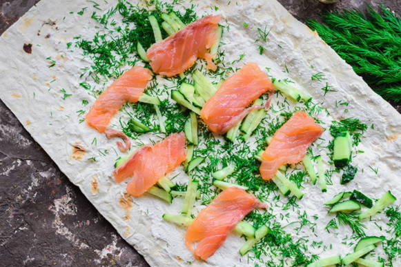 Блюда из лаваша — 10 вкусных и простых рецептов