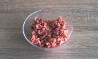 Фаршированные перцы с фаршем и рисом в кастрюле — 8 рецептов приготовления