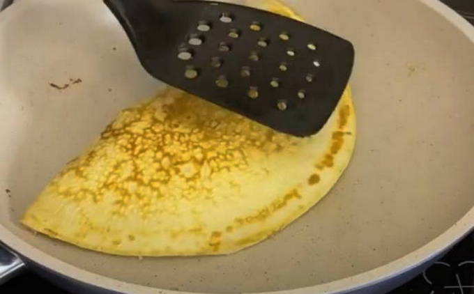 Ленивые хачапури с сыром на сковороде — 6 быстрых рецептов