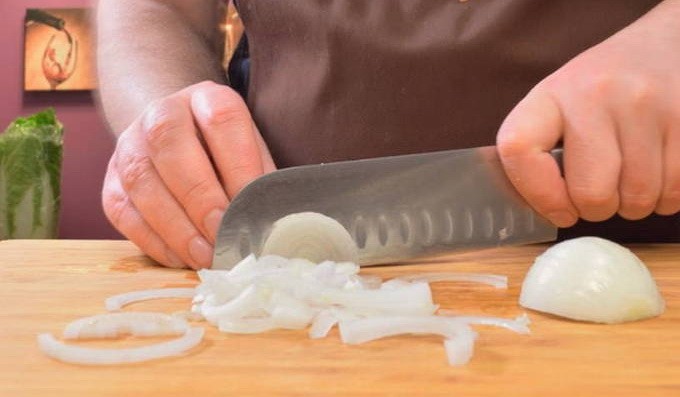 Морской окунь в духовке — 10 вкусных рецептов приготовления