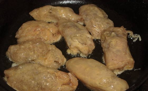 Отбивные из куриного филе – 10 пошаговых рецептов на сковороде