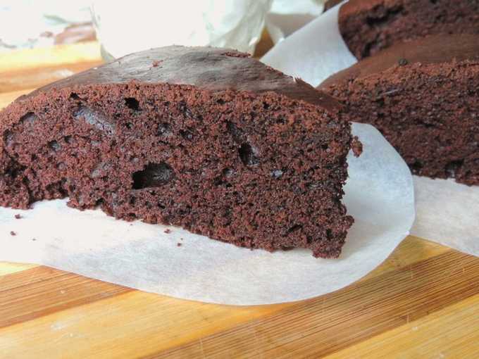 Шоколадный бисквит – 10 простых рецептов пышного бисквита для торта