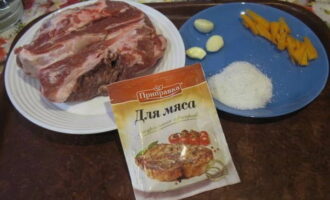 Свиная шея — 10 вкусных рецептов
