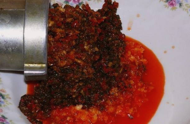 Аджика без варки — 8 классических рецептов аджики из помидор и чеснока на зиму