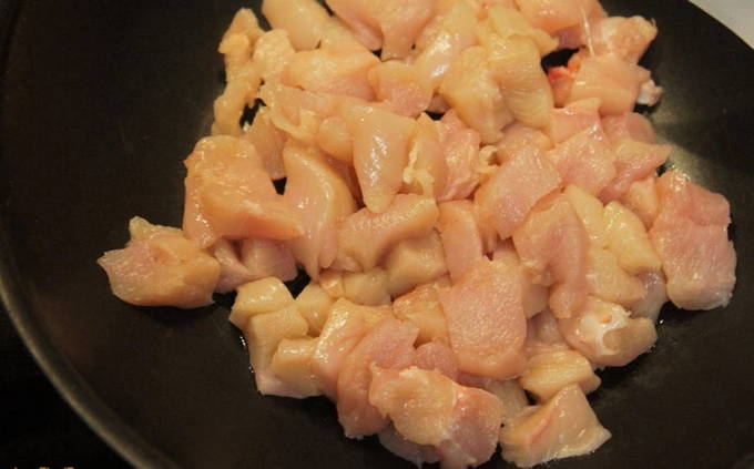 Филе куриной грудки на сковороде — 10 быстрых и вкусных рецептов