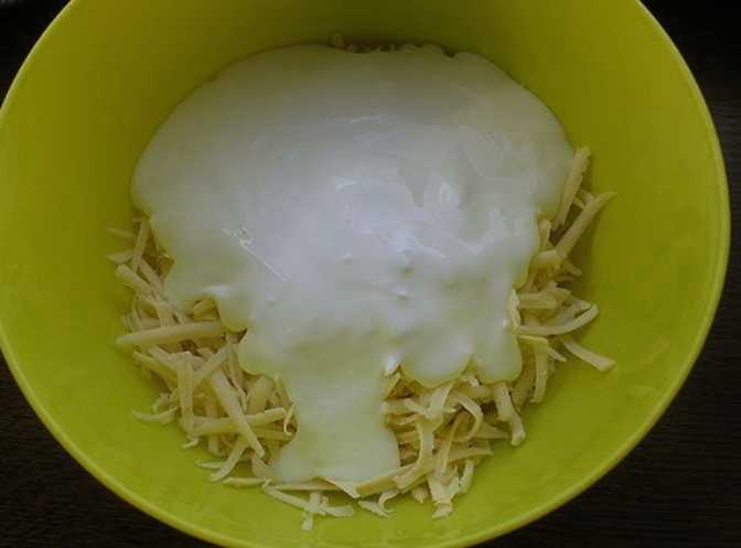 Хачапури с сыром — 10 рецептов хачапури на сковороде, в духовке