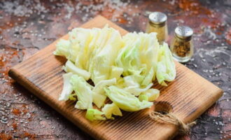 Капуста горячим рассолом быстрого приготовления — 6 рецептов маринованной капусты