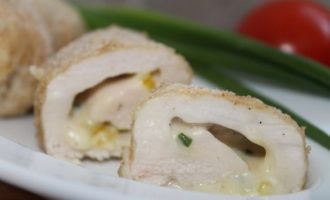 Куриные рулетики с начинкой в духовке — 10 пошаговых рецептов