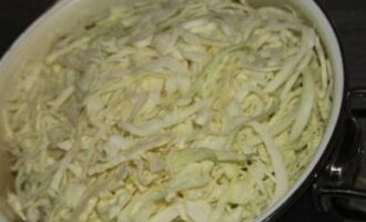 Квашеная капуста в кастрюле — 6 рецептов хрустящей и сочной капусты
