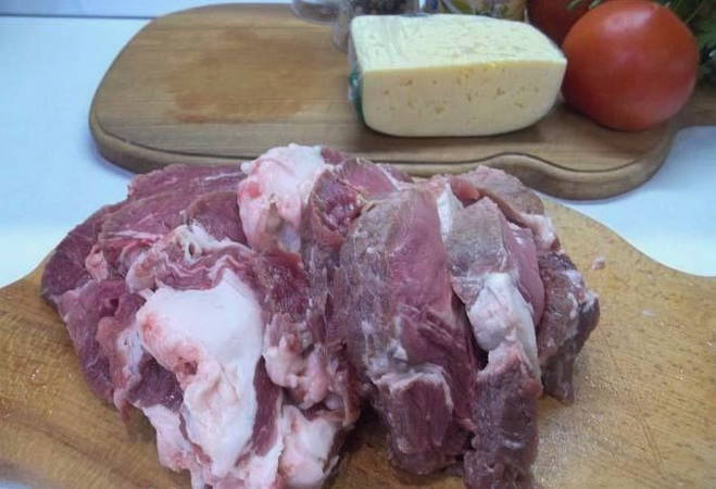 Мясо в духовке — 10 вкусных рецептов