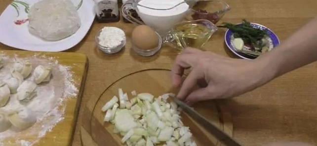 Пельмени в духовке — 8 пошаговых рецептов приготовления