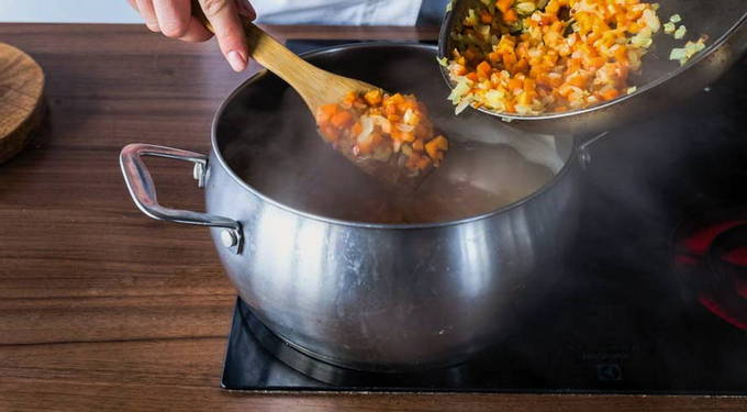 Первые блюда — 10 простых и вкусных рецептов