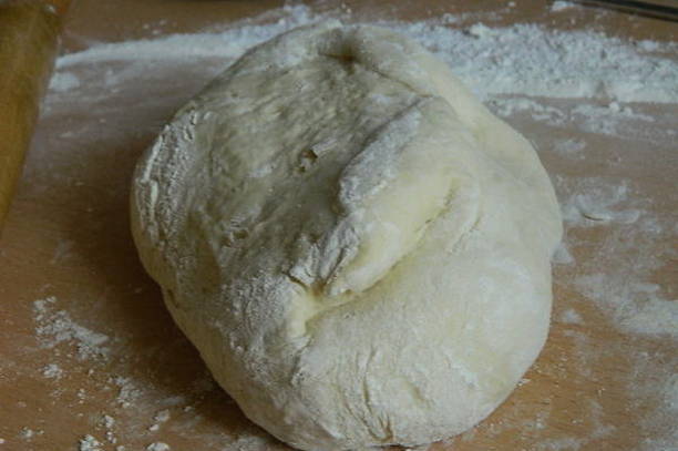 Пирог со щавелем — 8 пошаговых рецептов в духовке