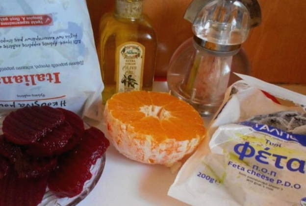 Салат из свеклы — 10 вкусных и простых рецептов