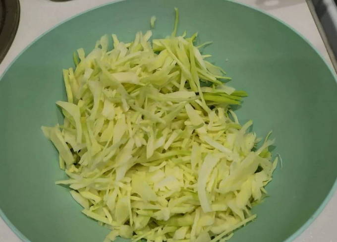 Салат из свежей капусты и моркови — 10 вкусных рецептов