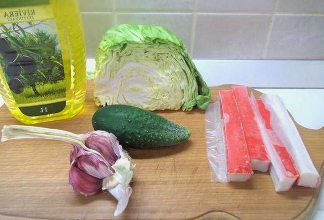 Салат из свежей капусты с огурцом — 10 вкусных рецептов
