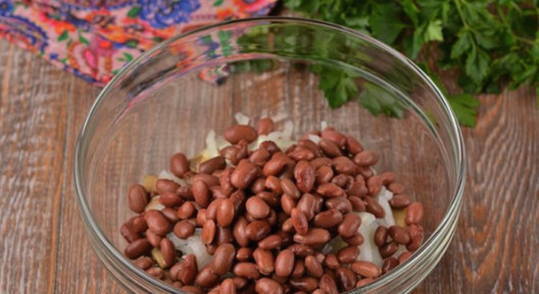 Салат с красной фасолью консервированной — 10 вкусных рецептов