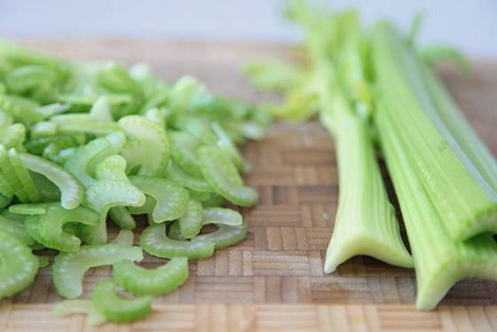 Салат с сельдереем – 10 вкусных рецептов приготовления