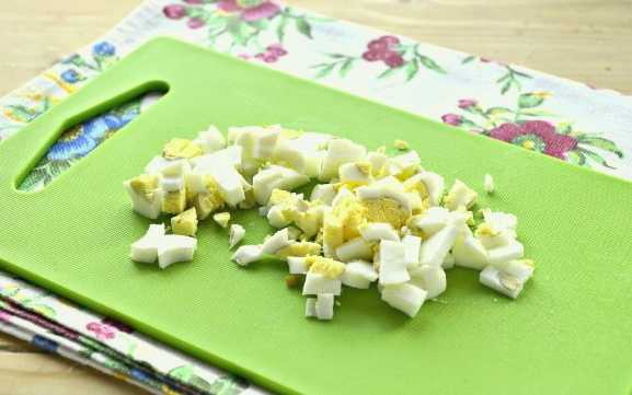 Салаты с консервированным тунцом — 10 простых и вкусных рецептов