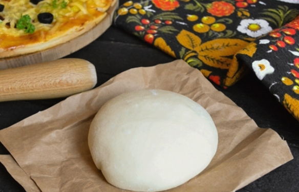 Тесто для пиццы на кефире — 10 рецептов с пошаговыми фото