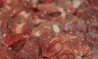 Тушеная говядина с черносливом – 8 пошаговых рецептов приготовления