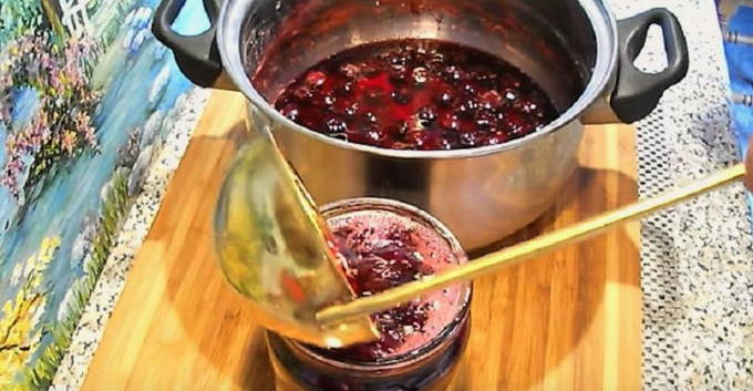 Варенье-пятиминутка из вишни на зиму — 6 простых рецептов