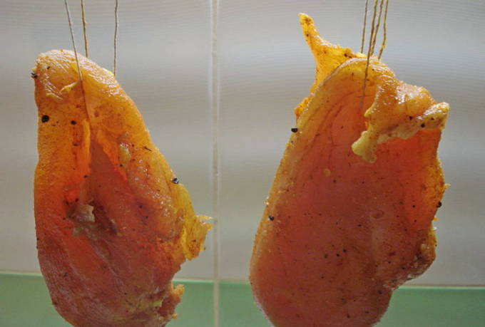 Бастурма из куриной грудки — 6 пошаговых рецептов в домашних условиях