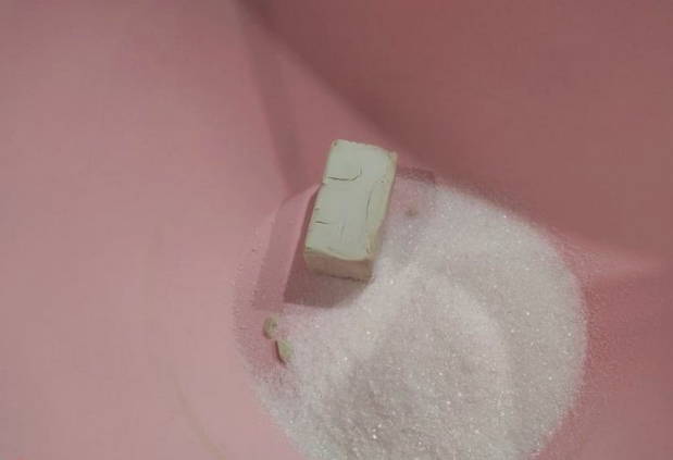 Булочки с сахаром из дрожжевого теста – 8 пошаговых рецептов