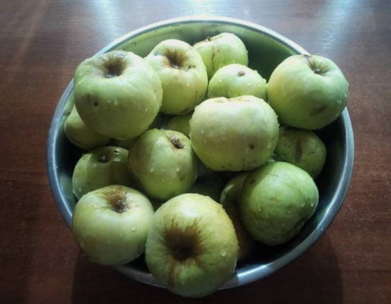 Яблочное пюре без сахара на зиму — 4 рецепта в домашних условиях