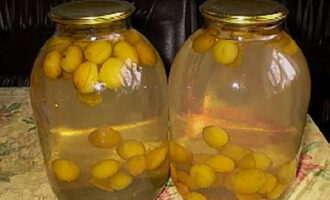 Компот из желтой сливы – 6 пошаговых рецептов на зиму