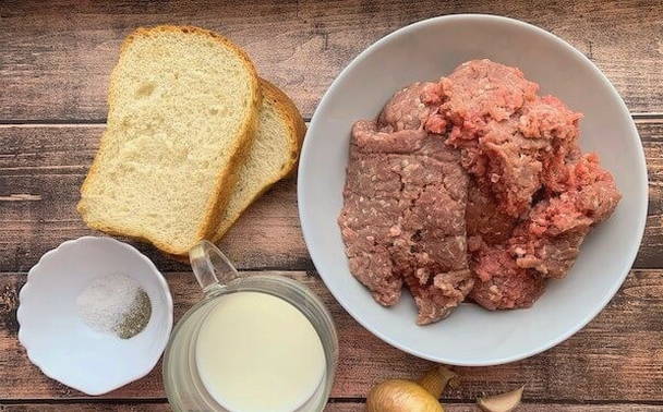 Котлеты в духовке — 10 вкусных рецептов