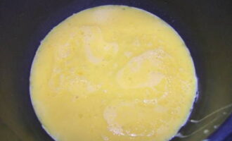 Омлет в мультиварке — 10 пошаговых рецептов пышного омлета