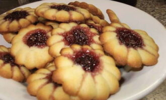 Печенье Курабье — 7 рецептов в домашних условиях