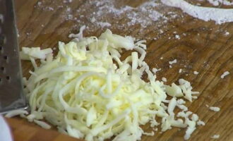 Пицца «4 сыра» в домашних условиях