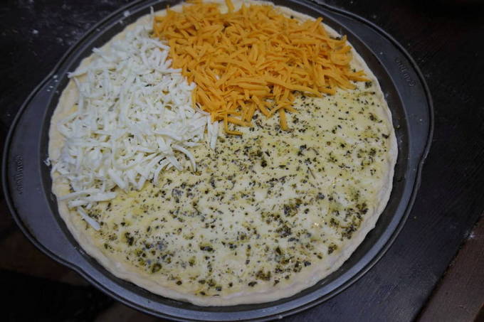 Пицца «4 сыра» в домашних условиях