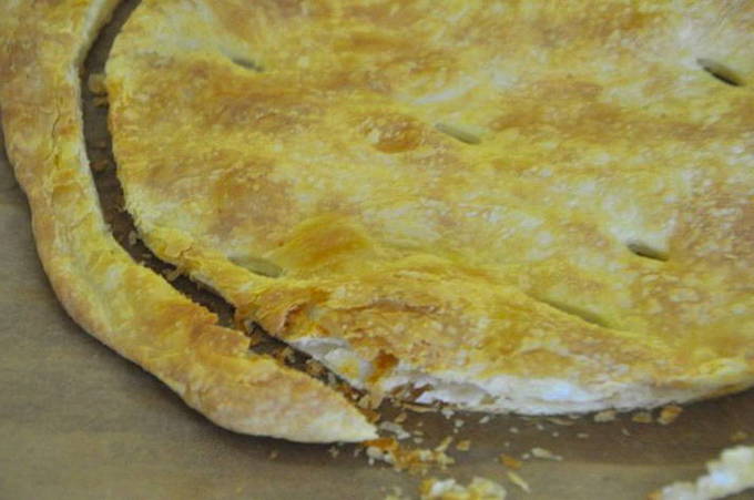 Пирог с малиной – 10 пошаговых рецептов в духовке
