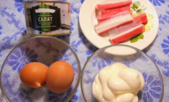 Салат из морской капусты — 10 простых и вкусных рецептов