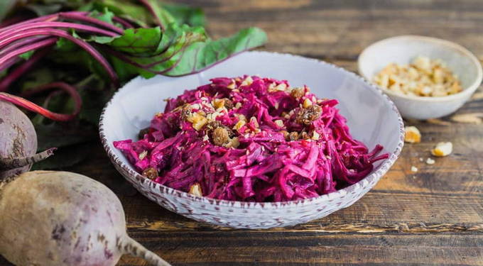 Салат из свеклы с чесноком – 7 пошаговых рецептов приготовления