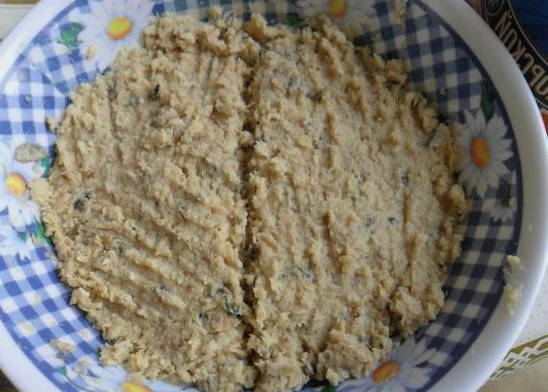 Салат Мимоза с рыбными консервами и сыром