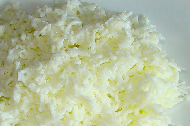 Салат с горбушей консервированной — 8 вкусных и простых рецептов