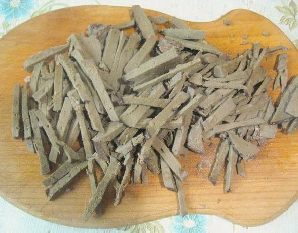 Салат с говяжьей печенью – 10 очень вкусных рецептов
