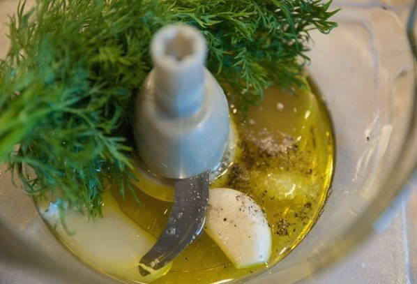 Салат с креветками и кальмарами — 10 самых вкусных рецептов